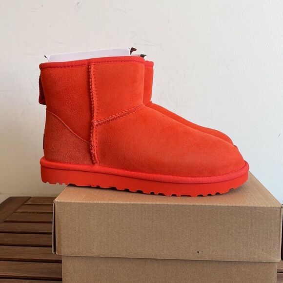 UGG Classic Mini II Hazard Orange Women Size 6 - Picture 10 of 15